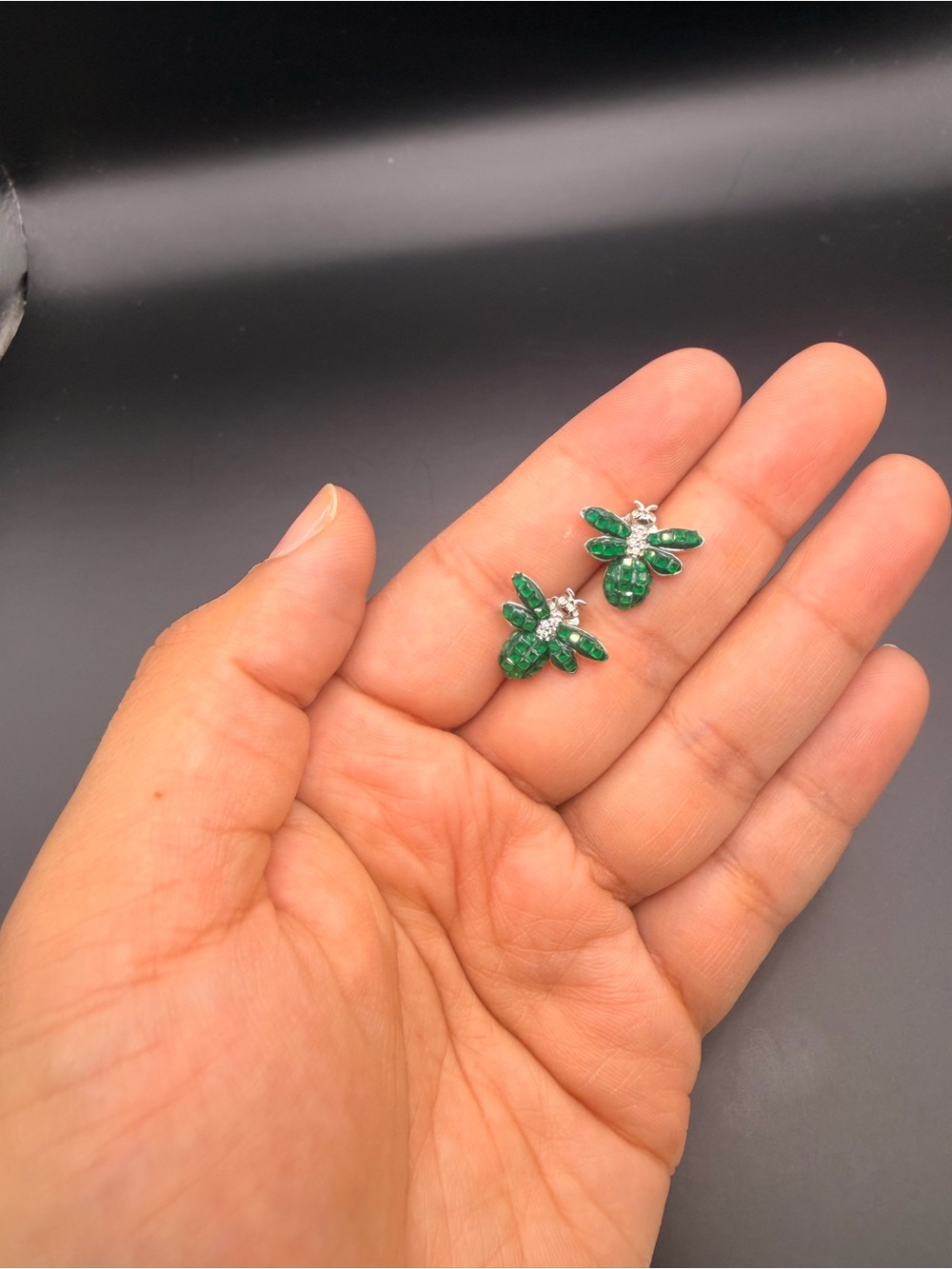 925 Sterling Silver Cz Bee 🐝 Earrings